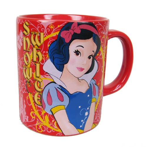 Snow White and the Seven Dwarfs Snow White Standing 14 oz. Ceramic Mug